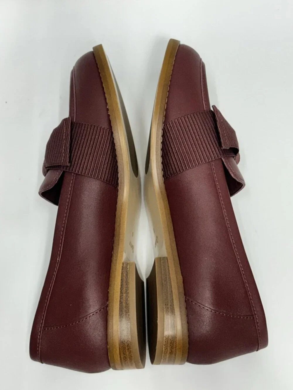 Quince Wine Red Ribbon-Trim Loafers